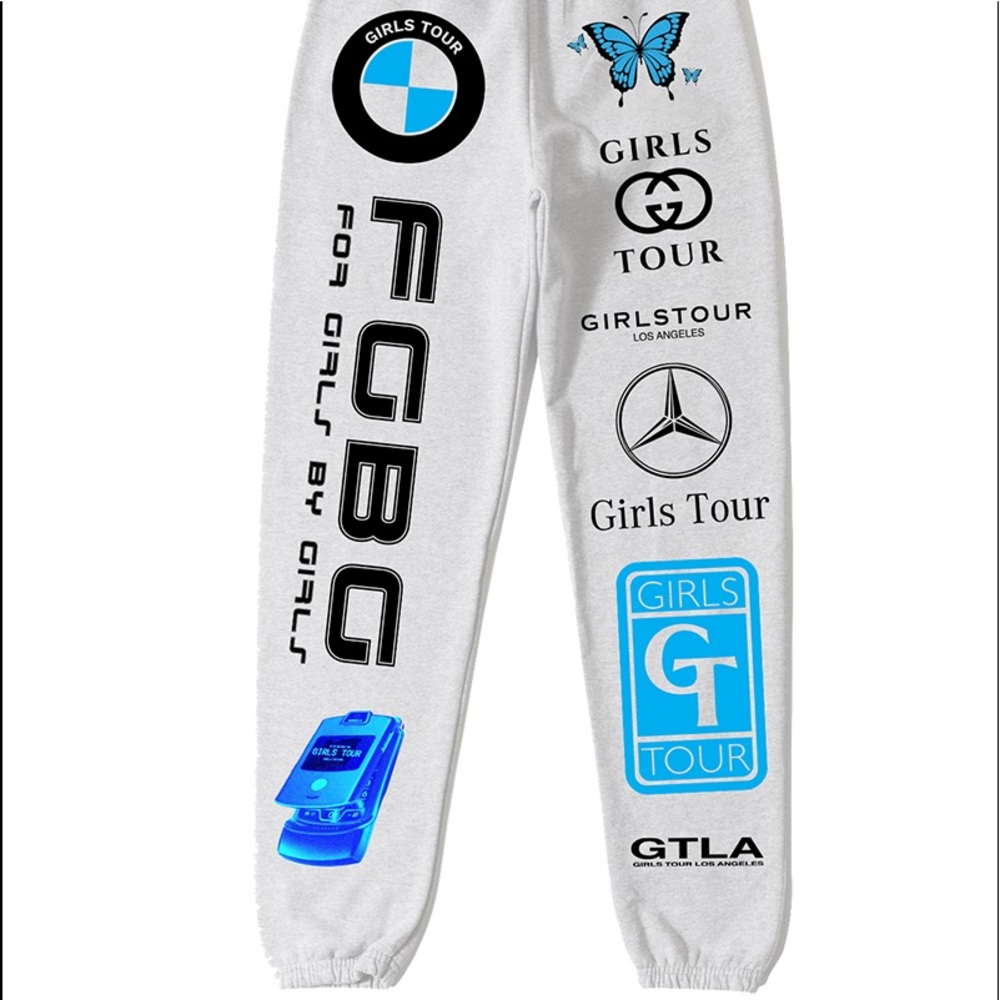 XL Girls Tour Logo Sweatpants